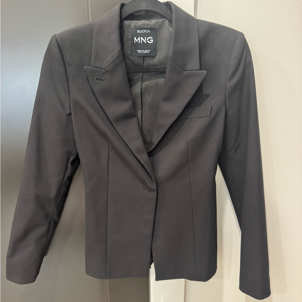 Mango Women's Elegant Black Suit Jacket